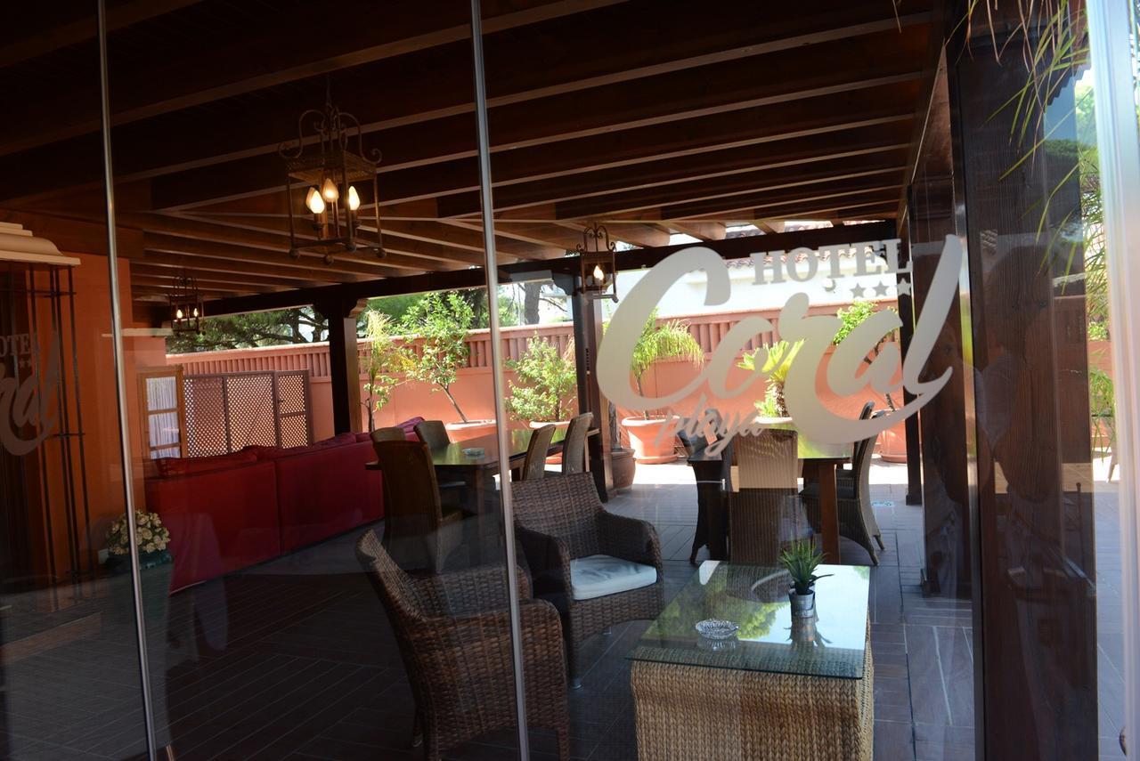 Hotel Coral Playa Chiclana de la Frontera Bagian luar foto